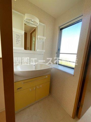  | ヴィラカレラ菱江