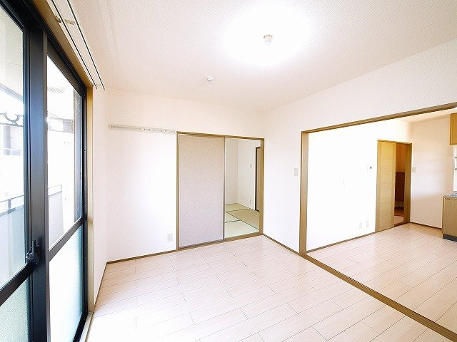 ビューテラス　Ｂ棟（梅美台）の洋室|スタンダードな洋室です