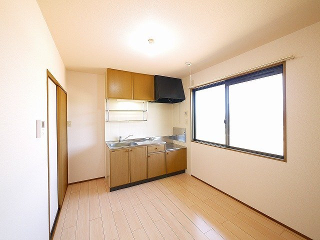 ビューテラス　Ｂ棟（梅美台）の居間・リビング|ゆったり過ごせる居間です