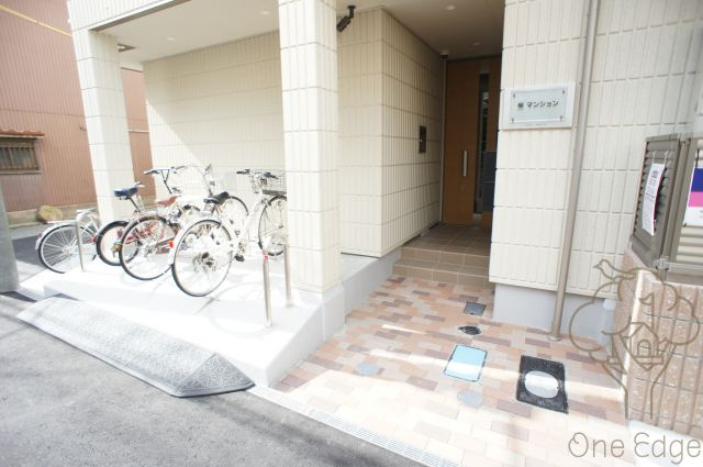 榮マンションのエントランス