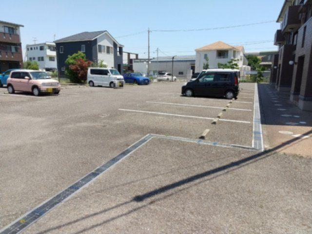セジュール和幸　Ｃの駐車場