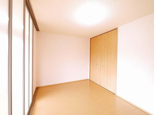 メゾン・ボヌール　Ｂ棟の洋室|ゆったりした洋室です