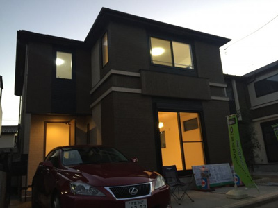 【駐車場】 | 上尾市緑丘新築デザイナーズ住宅 | 駐車場の用意があります