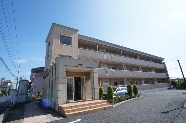 ルーチェ・デル・ソーレの外観