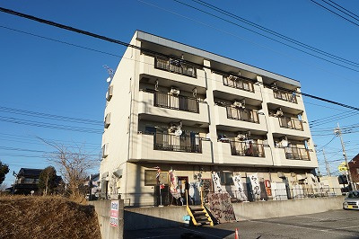 Royal・Yaeの外観
