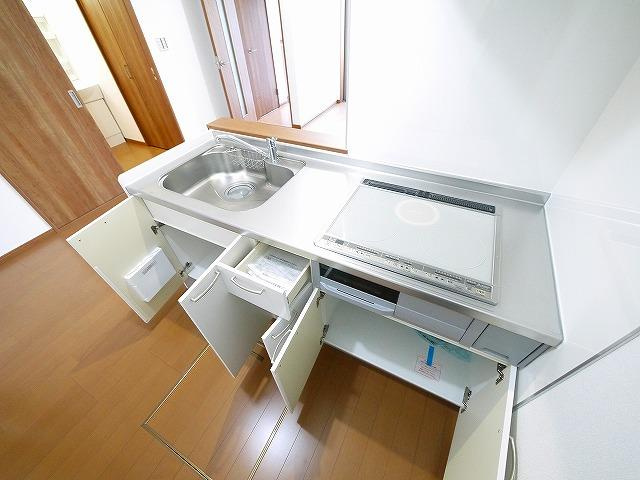 ユニゾン百楽園Ⅰのキッチン|使いやすいキッチンです