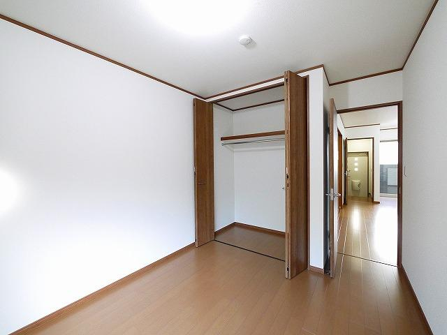 ユニゾン百楽園Ⅰの洋室|コンパクトで使いやすい洋室です