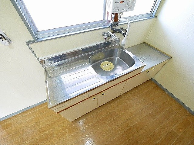 離宮苑のキッチン|使いやすいキッチンです