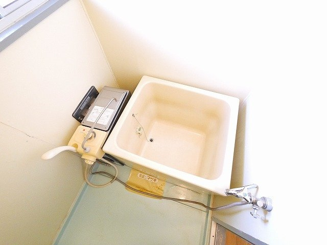 離宮苑の浴室|コンパクトで使いやすいお風呂です
