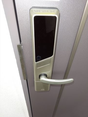 OTO寺家駅前のセキュリティ|防犯性の高い電子ロックです。