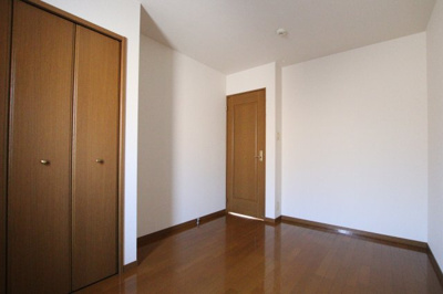 【寝室】 | エンフィールド大饗