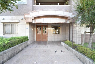 【エントランス】 | エントランス　オートロック完備