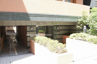 【エントランス】 | スカイコート日本橋第5　仲介手数料無料　エントランス　人形町不動産株式会社