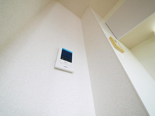 ピアのセキュリティ|モニター付きインターホンです