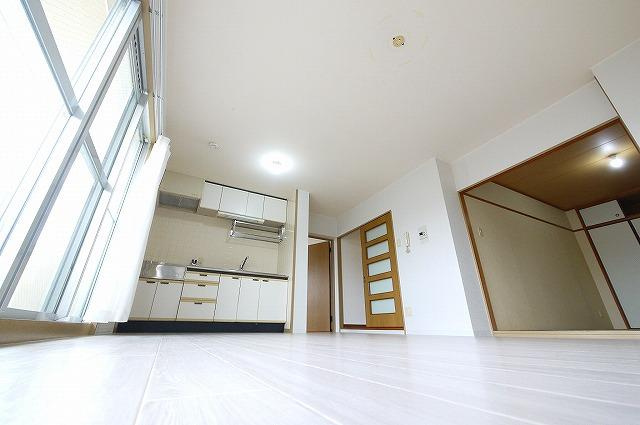 まあぁろ～マンションの居間・リビング|家族団らんのスペースとしてご利用ください。