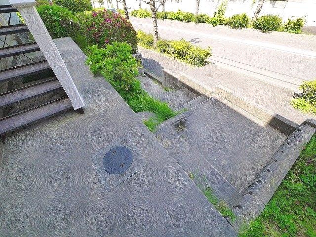 フォレストコート（左京）のエントランス
