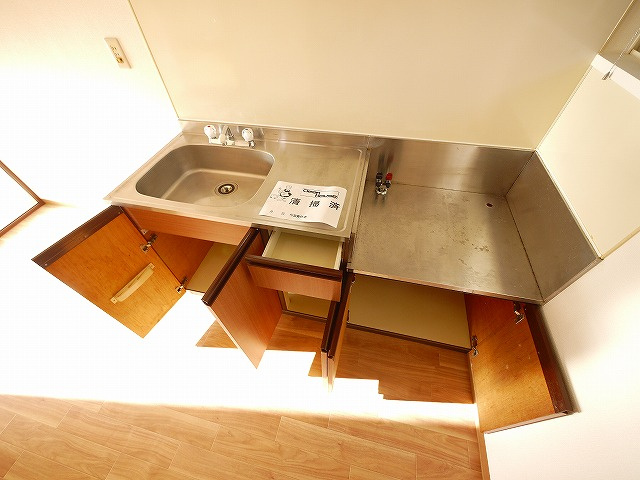 フォレストコート（左京）のキッチン