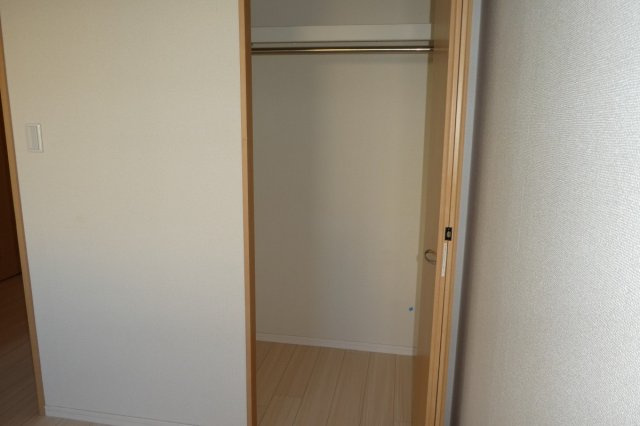 プレジール大樹の収納|クローゼット