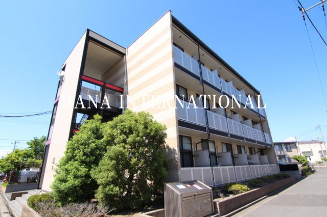 レオパレスアルキオネ