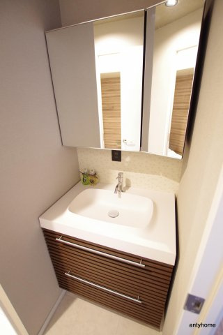 サンネクテール天満橋　仲介手数料無料の洗面所