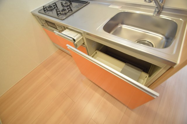 グリーンハイム東船橋のキッチン|キッチン下です