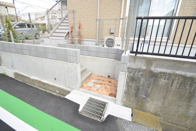 グリーンハイム東船橋のエントランス|落ち着いたエントランスです