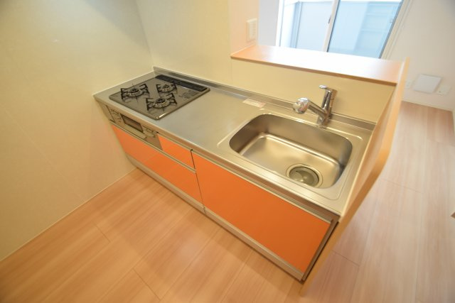 グリーンハイム東船橋のキッチン|使いやすいキッチンです