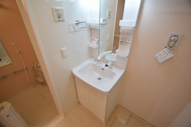 グリーンハイム東船橋の独立洗面台|独立洗面台あり、毎朝おしゃれに忙しい方におすすめです
