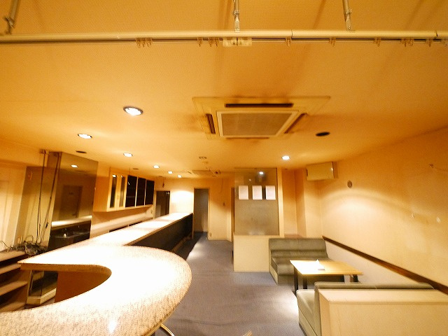 アルファプラザ