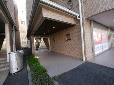 【エントランス】 | プラージュ戸塚 | 株式会社スマイルメイトでは契約金のクレジット決済も可能です♪