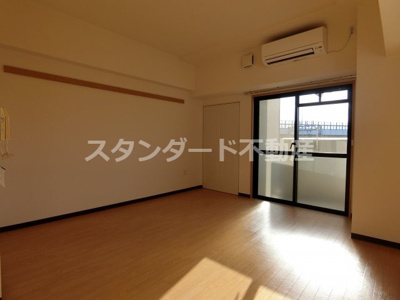 【洋室】 | エイバー新野田