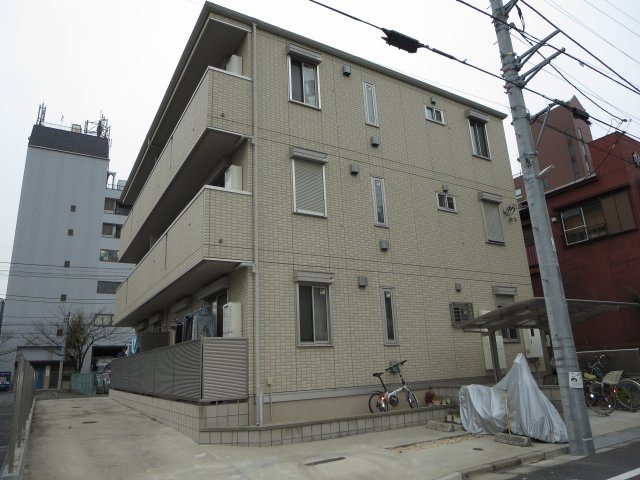 briller Kの外観