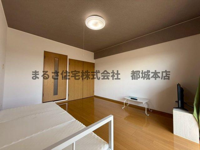 サンライズ金田の洋室