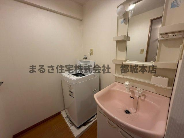 サンライズ金田の独立洗面台