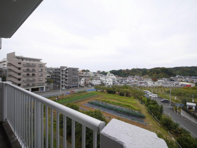 【展望】 | エスポワール名瀬 | 目の前開けてますので日当たり良好です