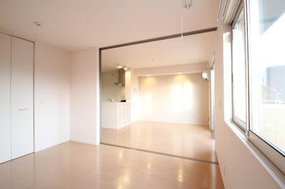 【洋室】 | プライムコートC | ゆったりした洋室です