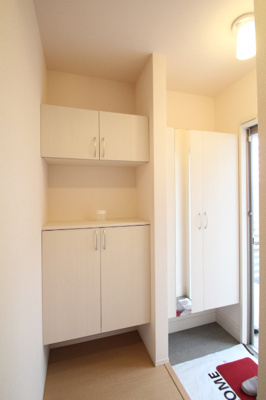 【玄関】 | プライムコートC | きれいな玄関です