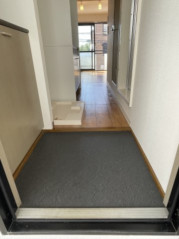 ビアンコネロ芦屋の玄関