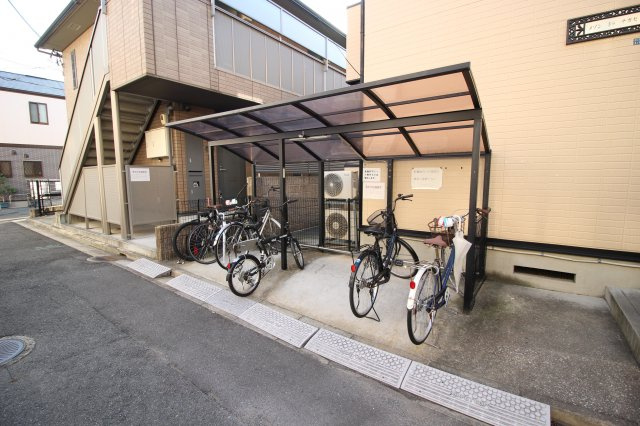 【その他共用部分】 | メゾンドゥ長瀬 | ☆屋根付き駐輪場☆