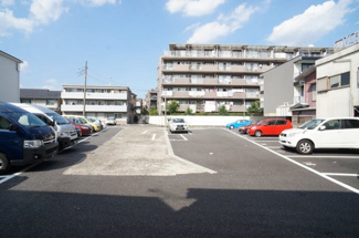 【駐車場】