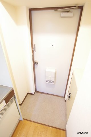 コーポ丸松　仲介手数料無料の玄関