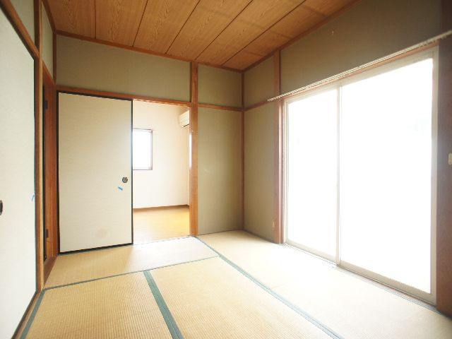 【和室】 | グリーンガーデンNo.2 | お部屋がスッキリ！