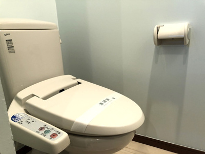 【トイレ】 | ラシーヌ・ド・ラブーレ