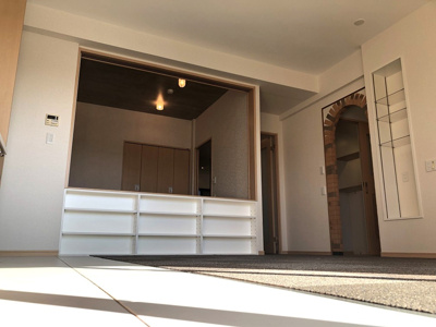 【居間・リビング】 | ラシーヌ・ド・ラブーレ