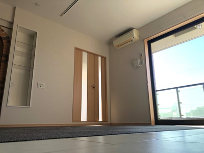 【居間・リビング】 | ラシーヌ・ド・ラブーレ