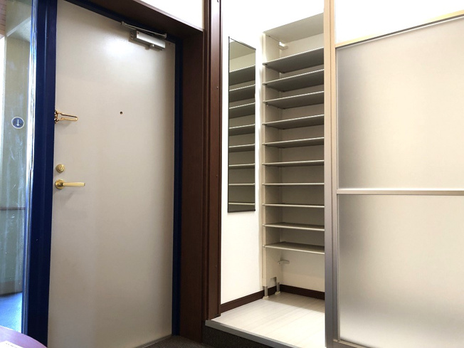 【玄関】 | ラシーヌ・ド・ラブーレ