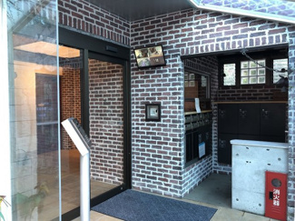 【エントランス】