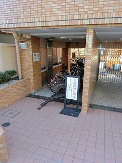 【エントランス】