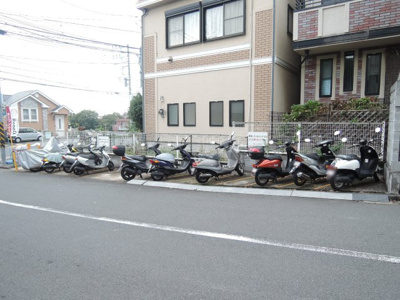 【その他共用部分】 | 妙蓮寺コーポラス | バイク置場