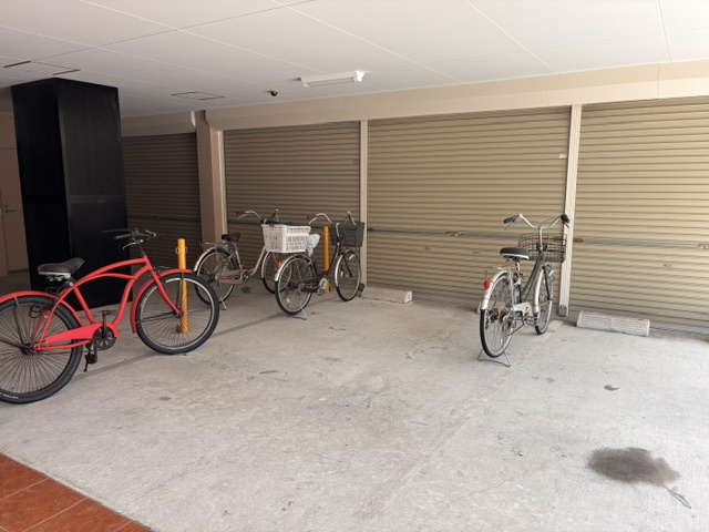 ソレイユ新伊丹の駐車場